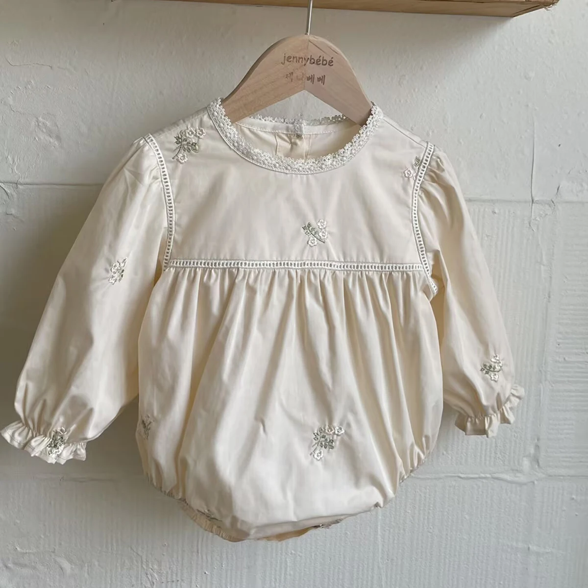 Baby Girls Embroidered Floral  - Newborn Baby Girl Romper Floral recension och pris